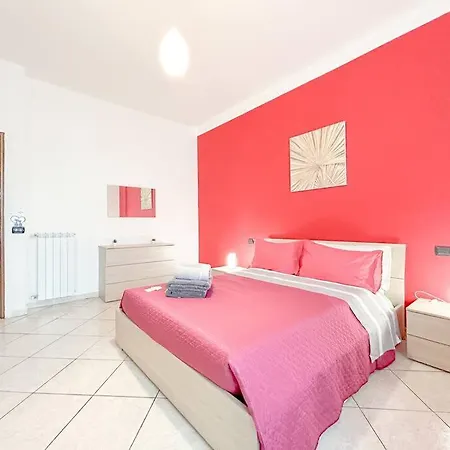 Апартаменты Casa Sopra Il Porto - Crociere 2min - Ospedale *